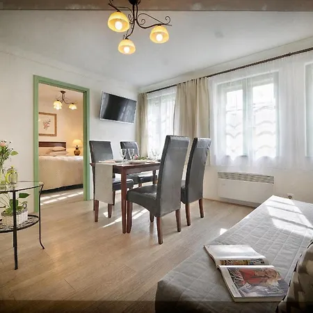 Apartment Nobles