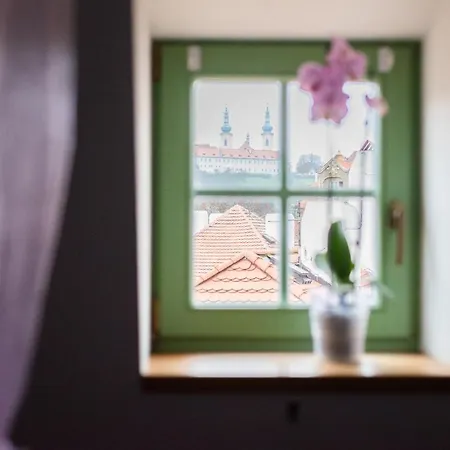 Nobles Apartment *