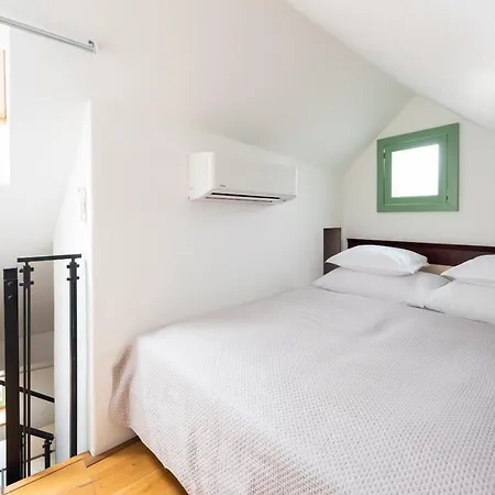 Apartment Nobles *