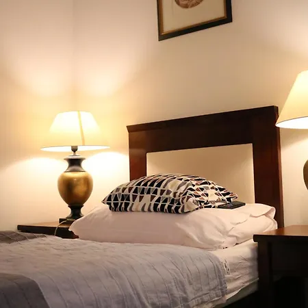 Nobles Apartment *